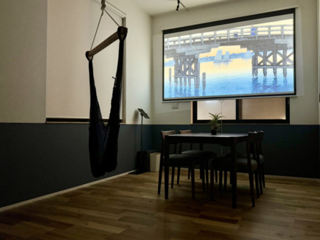 プロジェクター