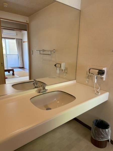 全部屋に洗面台、個室トイレがございます
