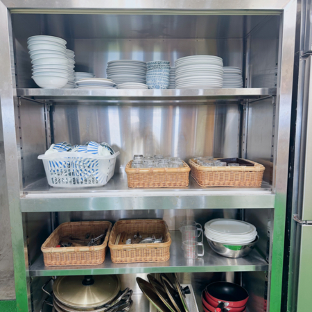 食器類も一式揃っています！