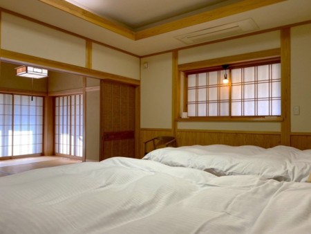ベッド＆和室