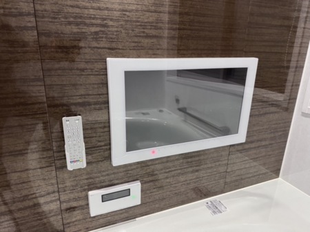 浴室用テレビ完備‎𖤐 ̖́-‬