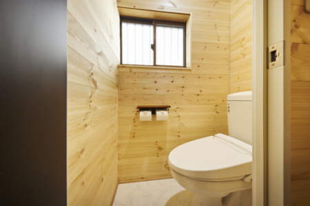 トイレは2か所ございます