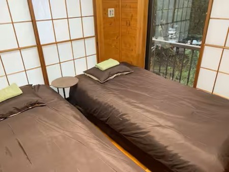 寝室は、各部屋ごとにベッドが2つあります