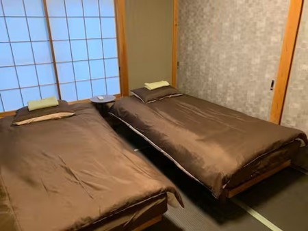 3階寝室です。川のせせらぎが聞こえます。