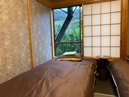 3階寝室です。川のせせらぎが聞こえます。