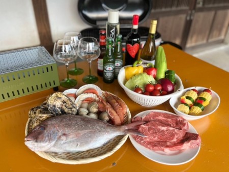 近隣スーパーで食材そろいます