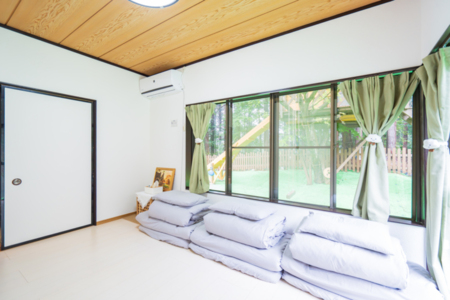 寝室①最大３布団セット