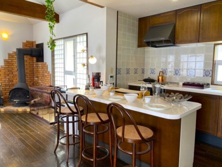 Counter Kitchen