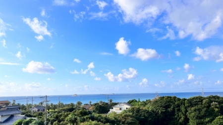 部屋から太平洋を望む景色