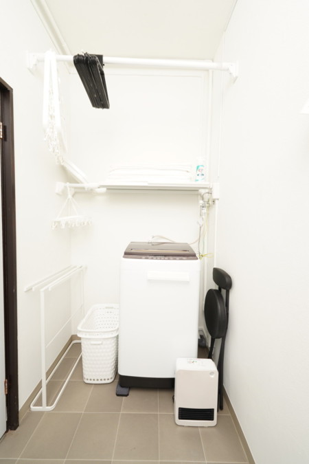 洗濯洗剤あり/外に洗濯干しスペースも