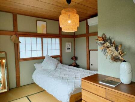 2階寝室A（ダブルベッド1台）