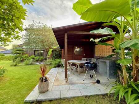 屋根付きBBQスペース