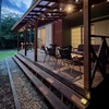 屋根付きデッキで雨のでもBBQ可能です