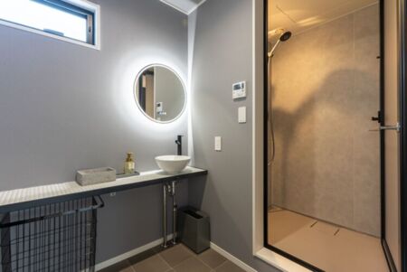 シャワールーム・洗面台（一例）