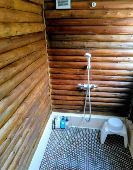 B棟はシャワーのみです。