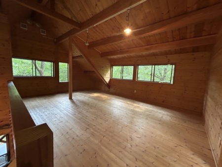 広々とした2Fの就寝スペース