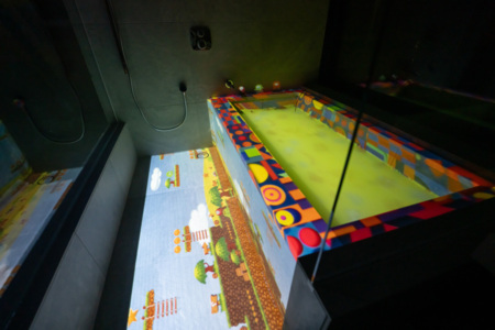 浴室（プロジェクションマッピング）