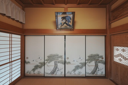 古き良き日本の情緒漂う和の間