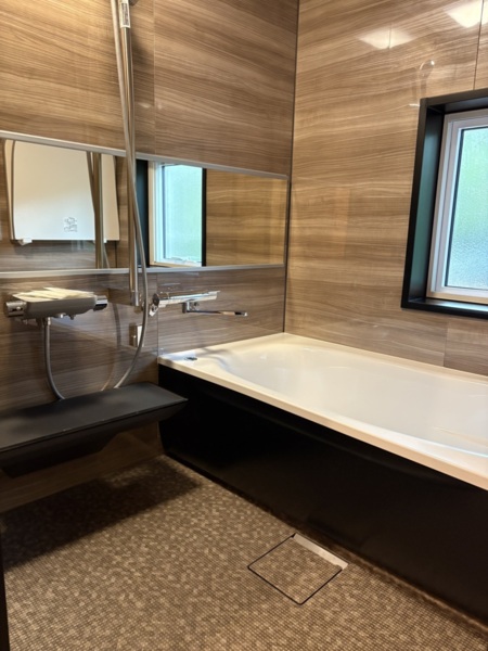 スタイリッシュな浴室でリフレッシュ