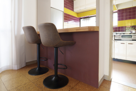 ダイニングルームのカウンターテーブル