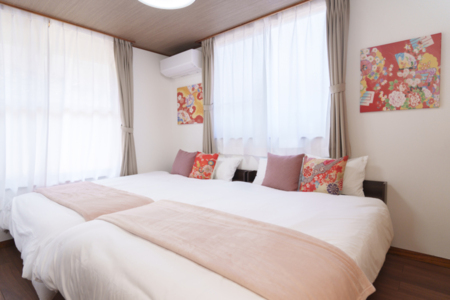 2F 寝室C（Dベッド2台）