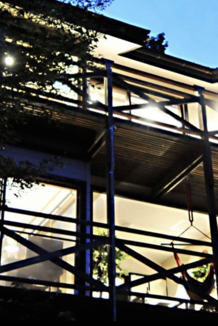 デッキエリア前からの外観