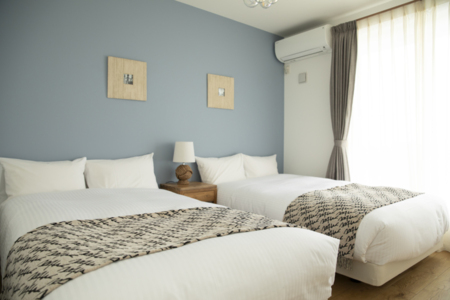 寝室2（最大4名・シモンズベッド）