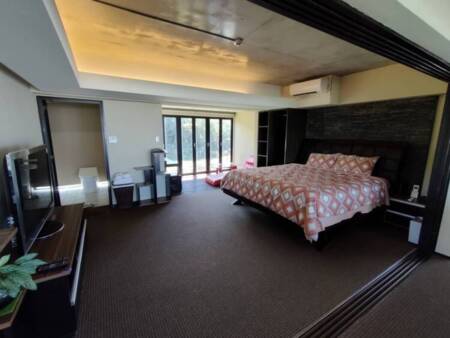 寝室2（キングベッド1台です）