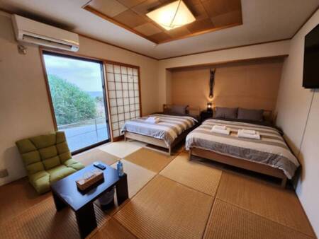 寝室2（ダブルベッド2台です）