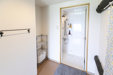 シャワールーム1