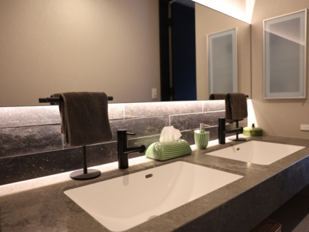 ２F洗面所は２ボウル