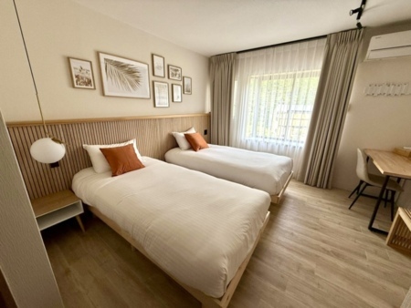 明るく開放的で、心地よいツインルーム