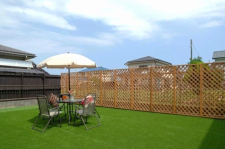 お庭でお食事もできます