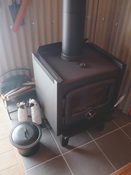 薪ストーブでほっこりんこ♬