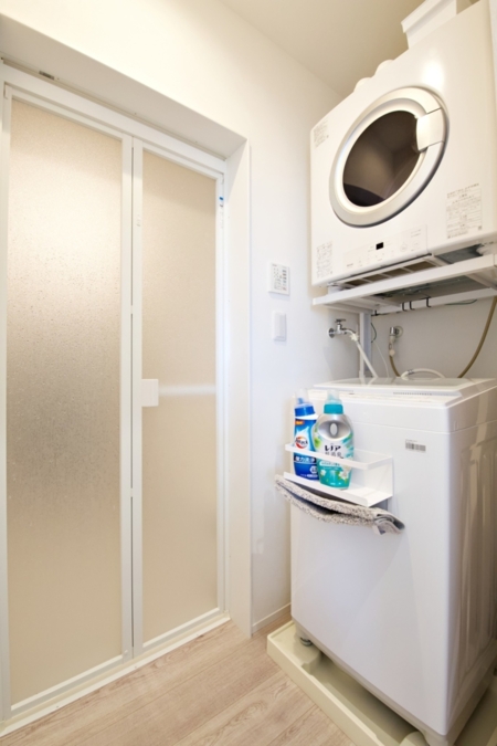 洗濯機、ガス乾燥機、浴室
