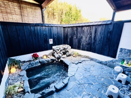 貸切露天風呂（美肌に導く超軟水使用）
