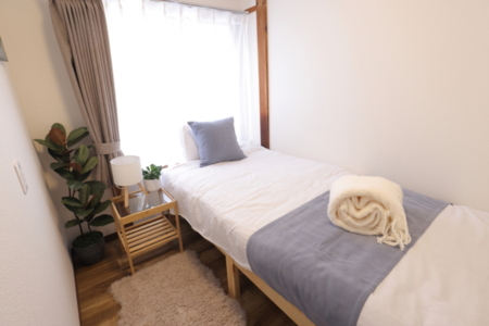 寝室4（シングルベッド1）