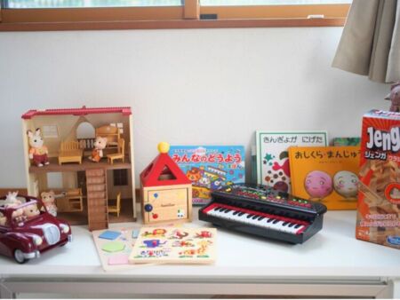 子ども用のおもちゃ多数