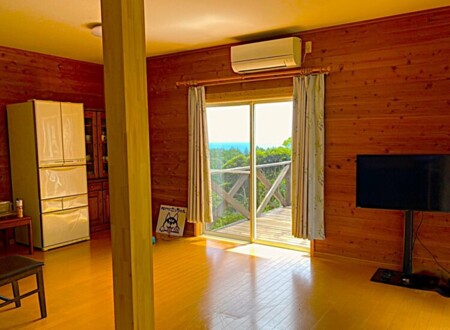 リビングから海の見えるテラスへ