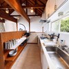 調理器具・食器もそろうキッチン
