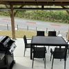 屋根付きのBBQハウス