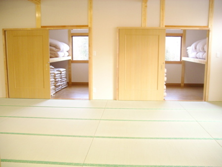 合計16畳以上の布団部屋で寝室スッキリ☆